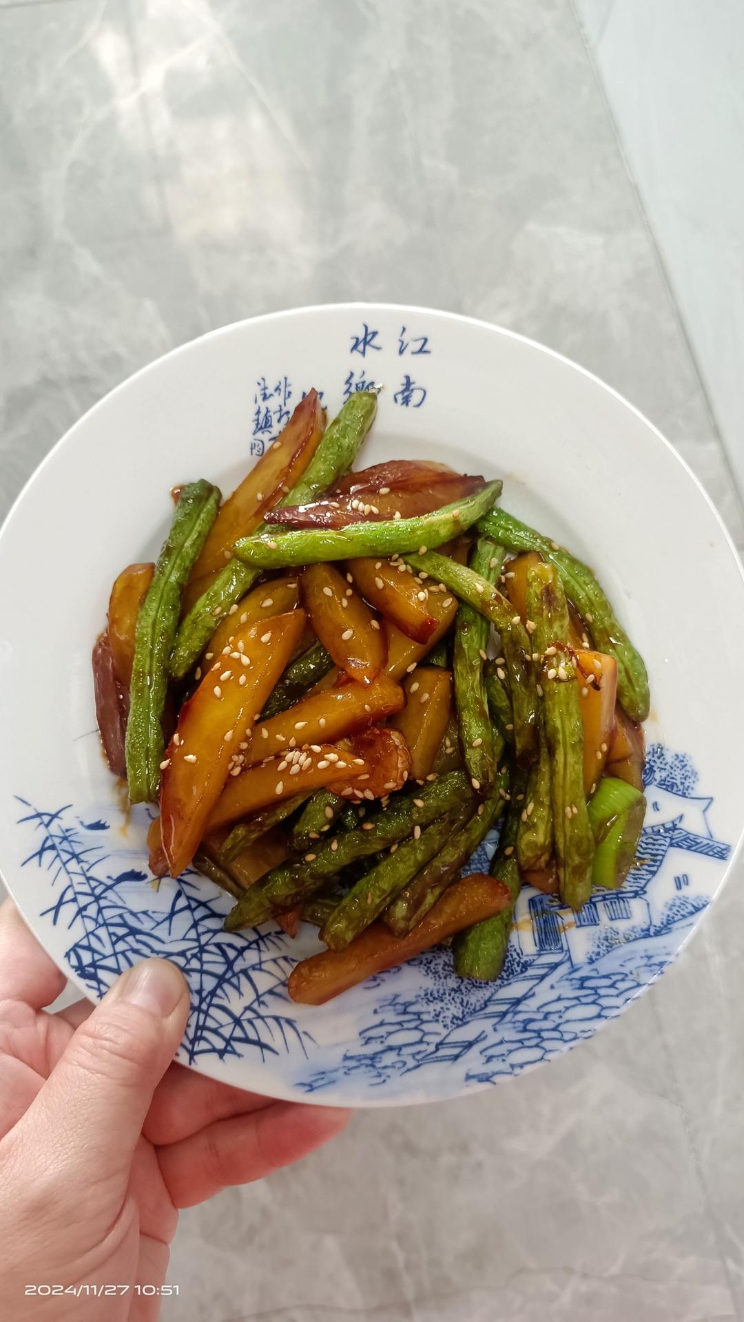 家常菜——土豆烧豆角