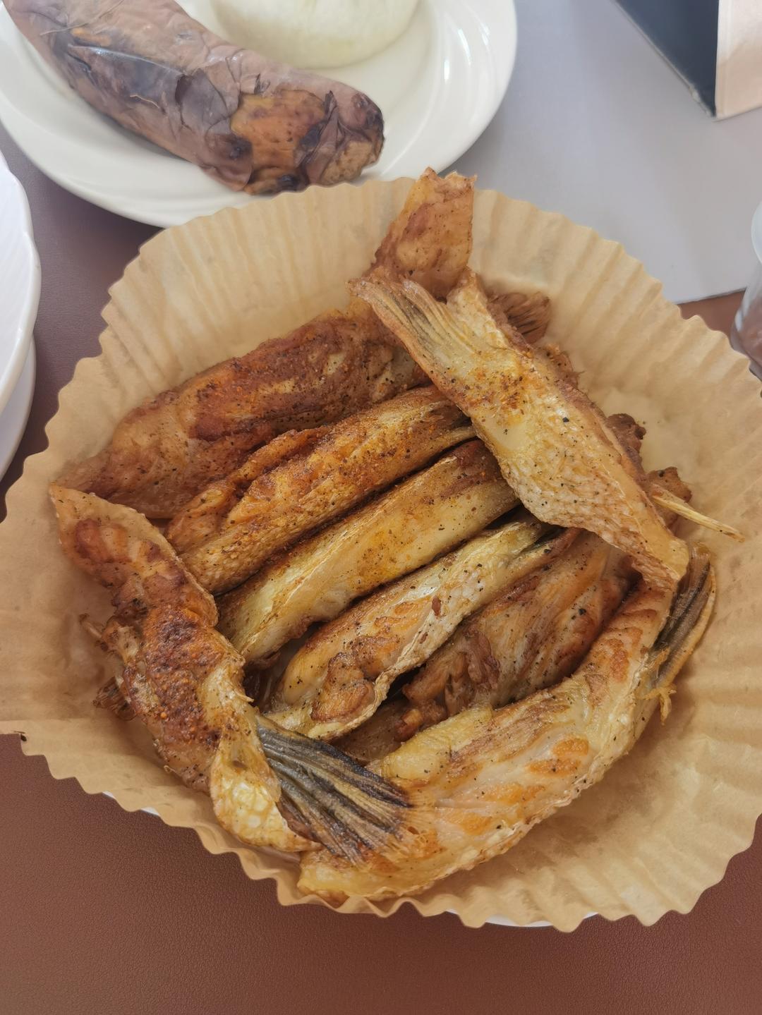 香煎三文鱼鳍