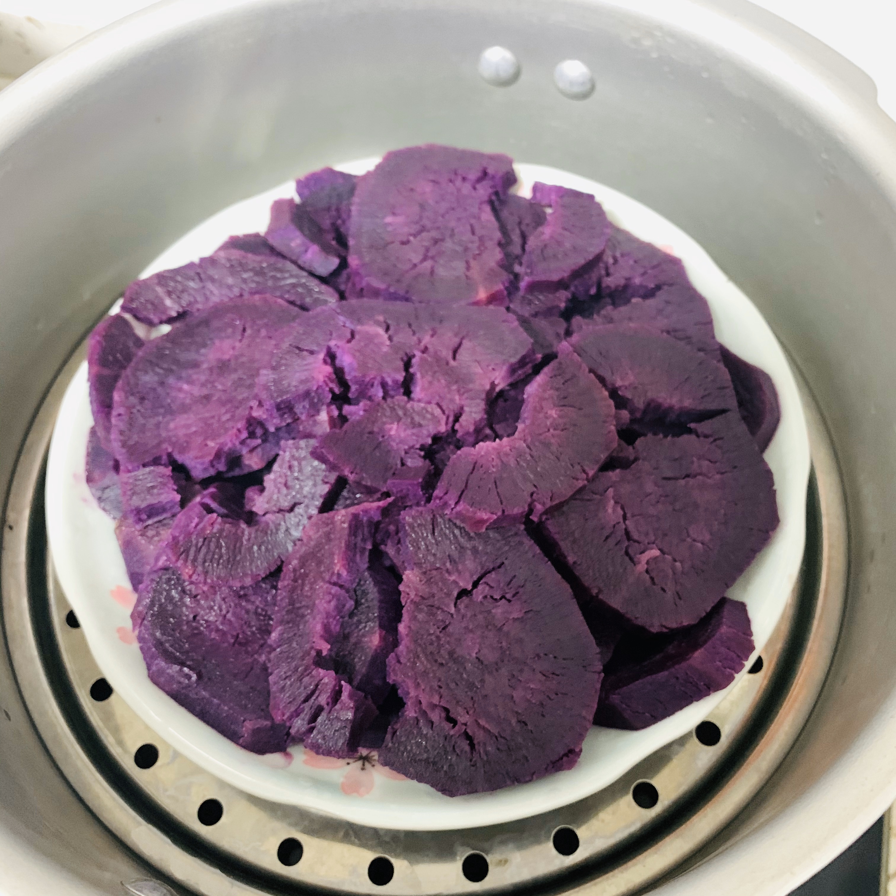 香甜爆浆的芝士紫薯球的做法 步骤3