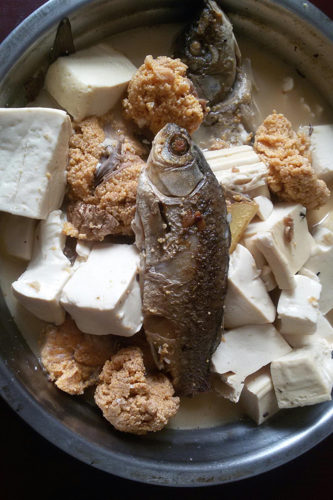 （白汤）鲫鱼炖豆腐