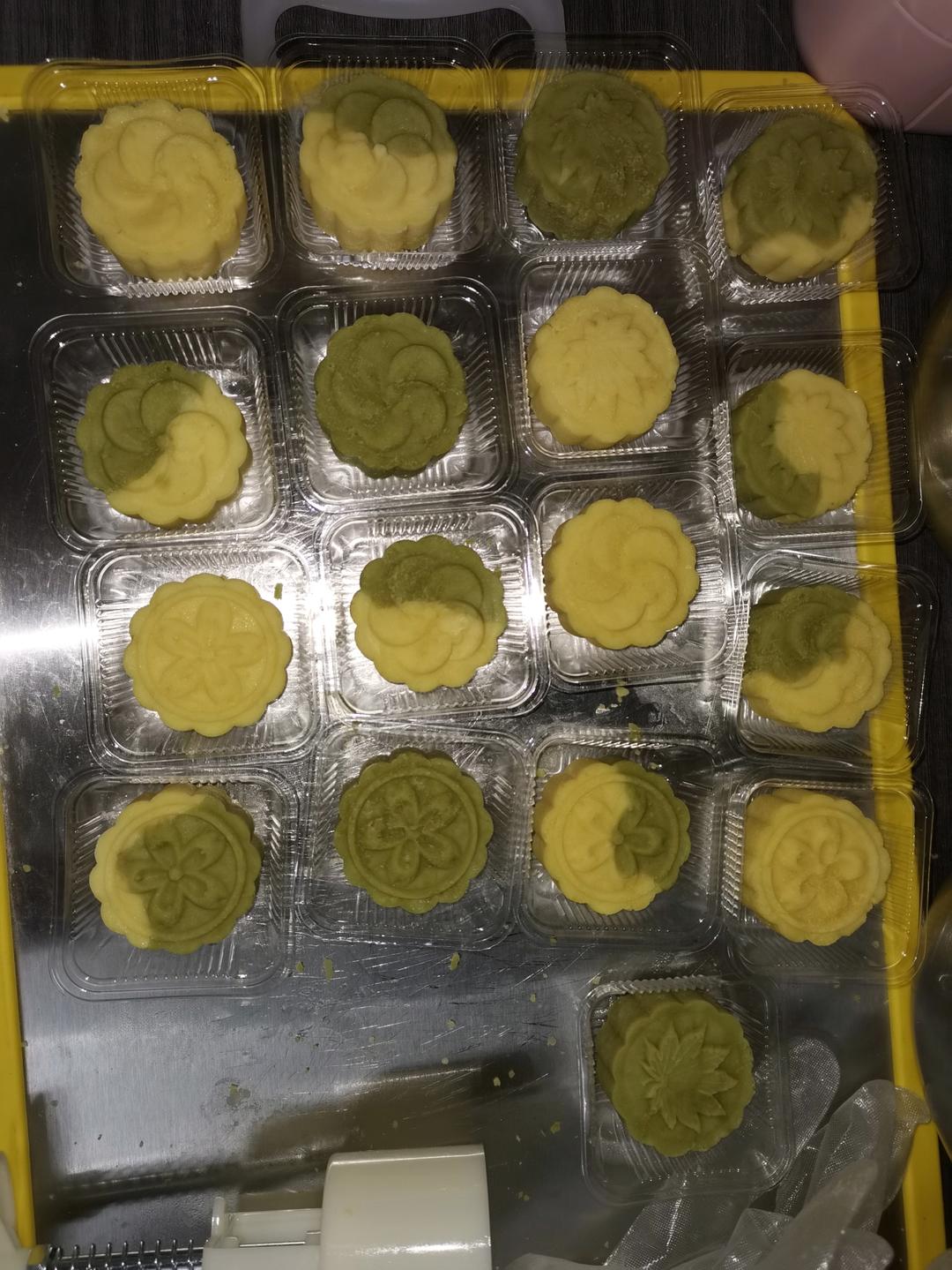 融在舌尖的奶香绿豆糕