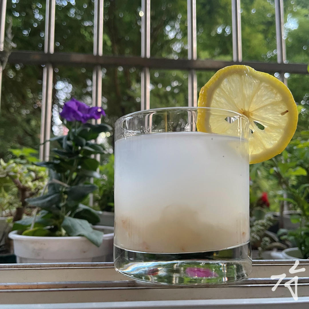 荔枝鸡尾酒