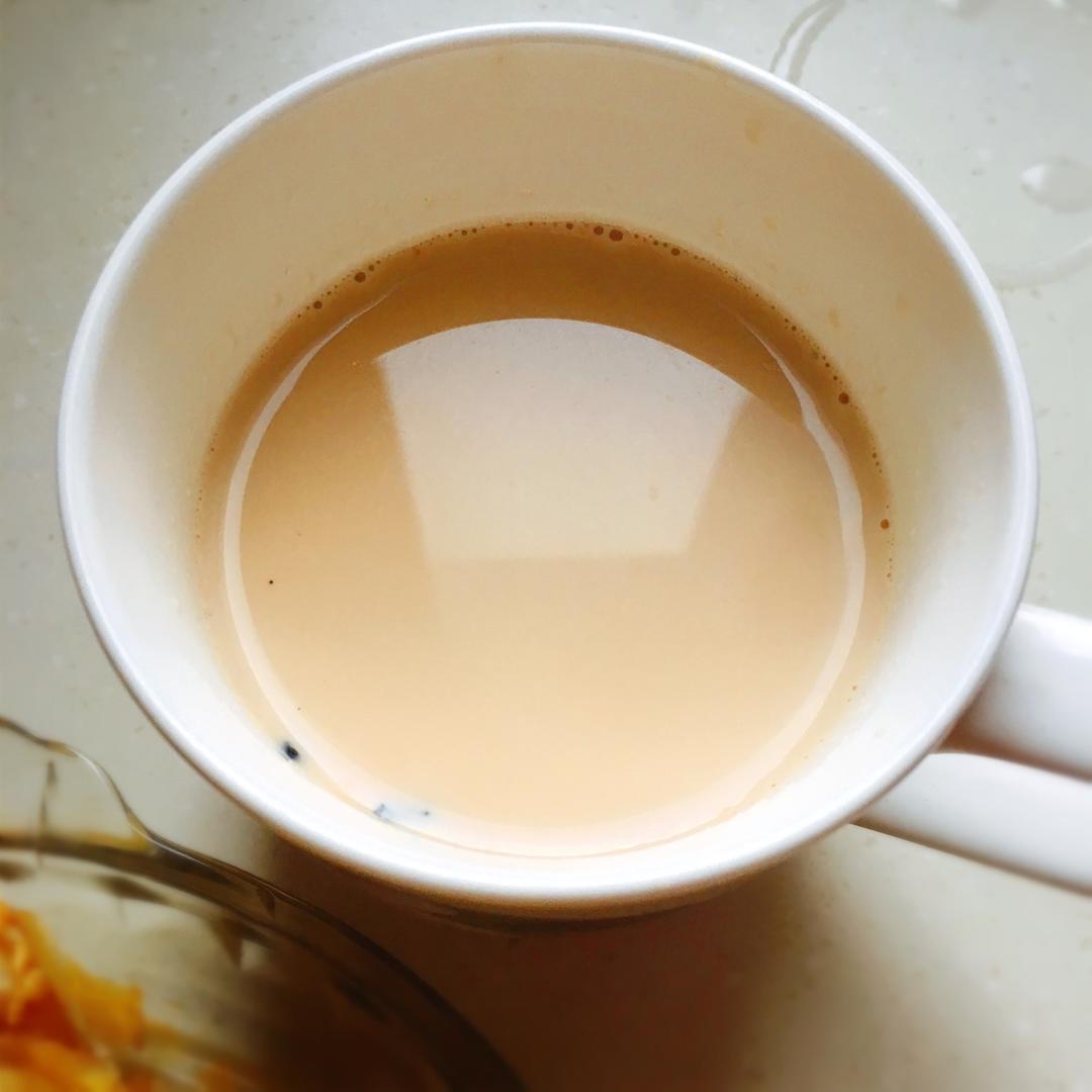 手煮奶茶
