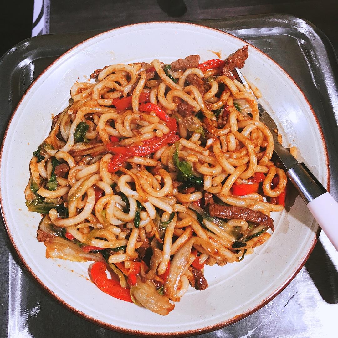 牛肉炒乌冬