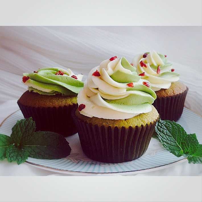 【青山绿水，白云出岫】黑芝麻抹茶双享纸杯蛋糕