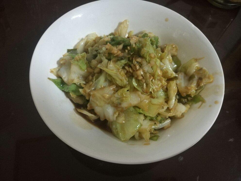 爆炒圆白菜