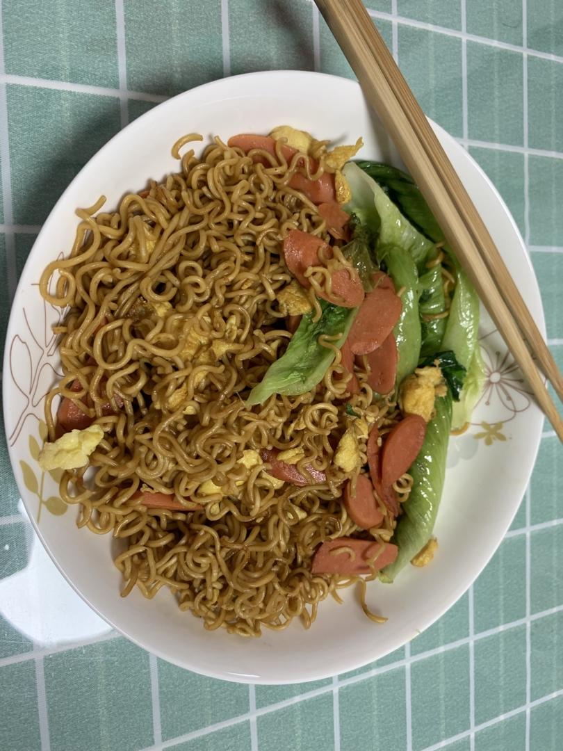 秒杀路边摊的炒方便面