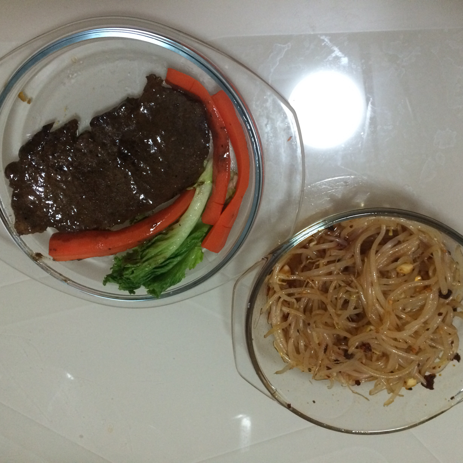 煎牛排不老的诀窍(无需烤箱)