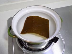 豚汁-日式猪肉萝卜味噌汤的做法 步骤3