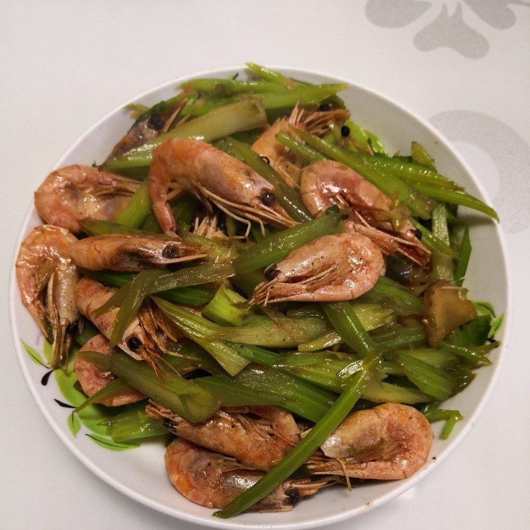 芹菜炒虾