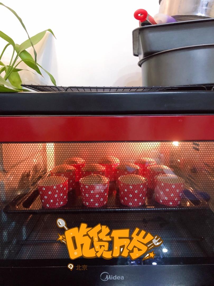 纸杯蛋糕 8寸戚风蛋糕的量