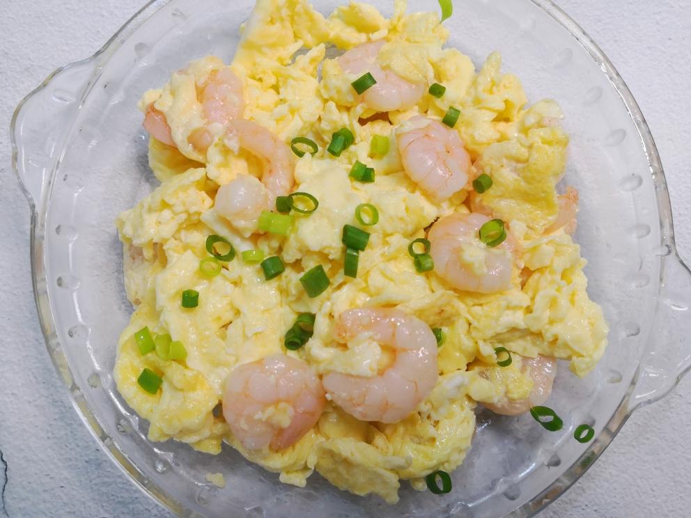 老公吃了赞不绝口的虾仁滑蛋的做法