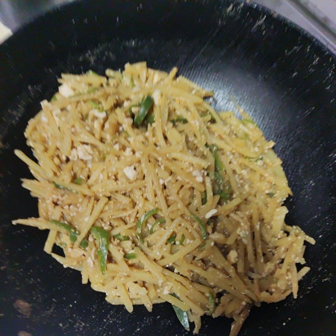 咸鸭蛋炒土豆丝