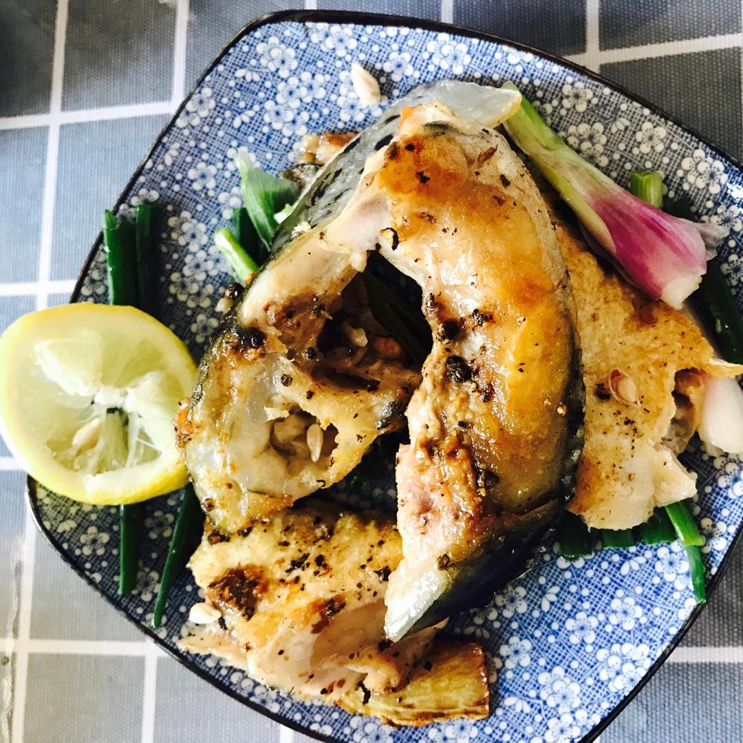 【曼食慢语】红烧三文鱼头