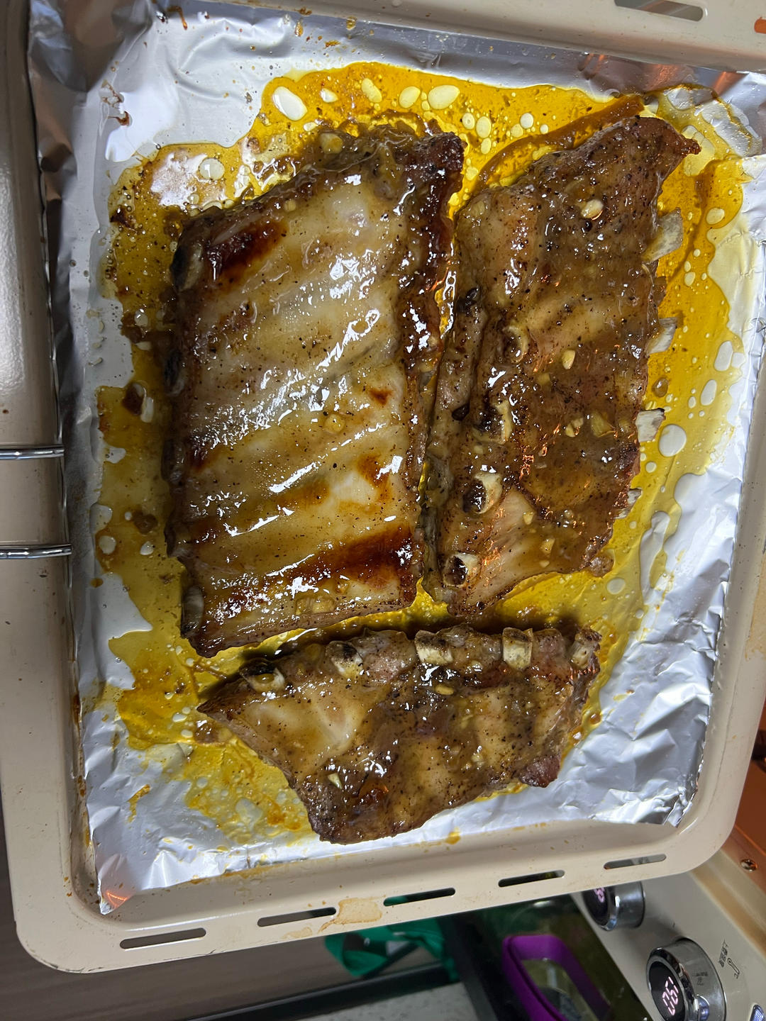 最简单的焦香软糯烤猪肋排