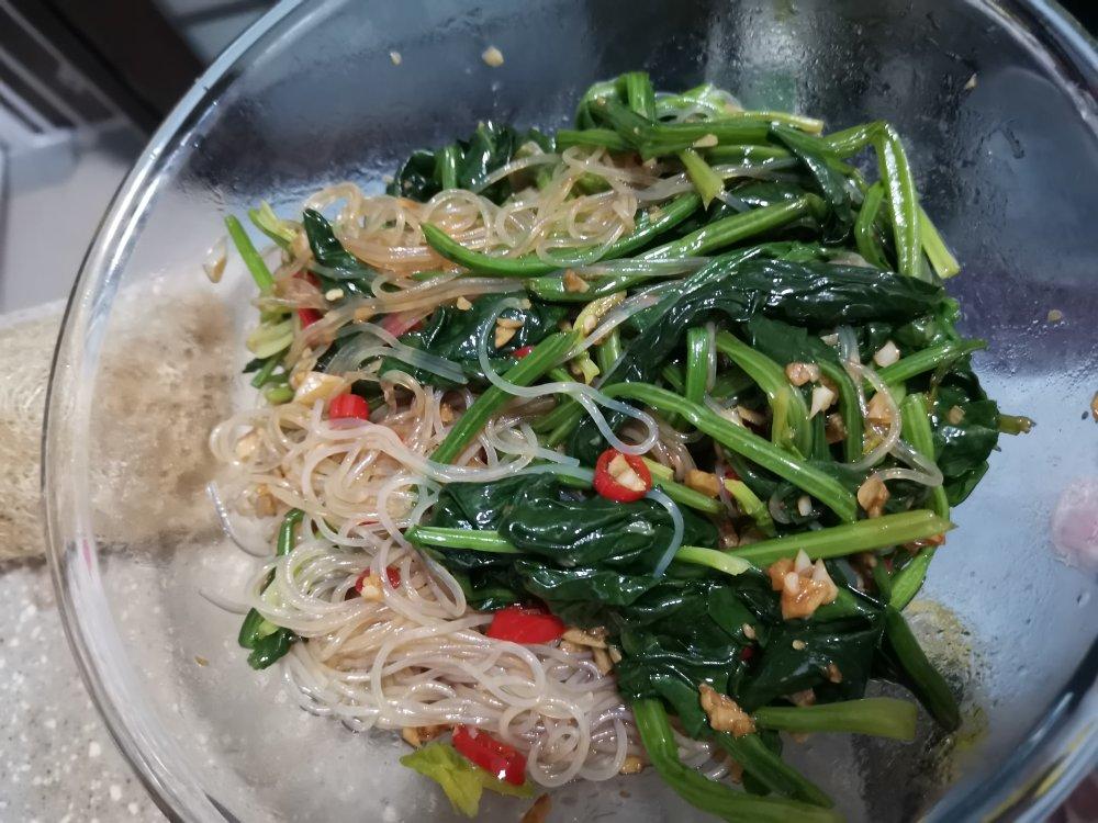 万能凉拌菜料汁（凉拌菠菜粉丝）