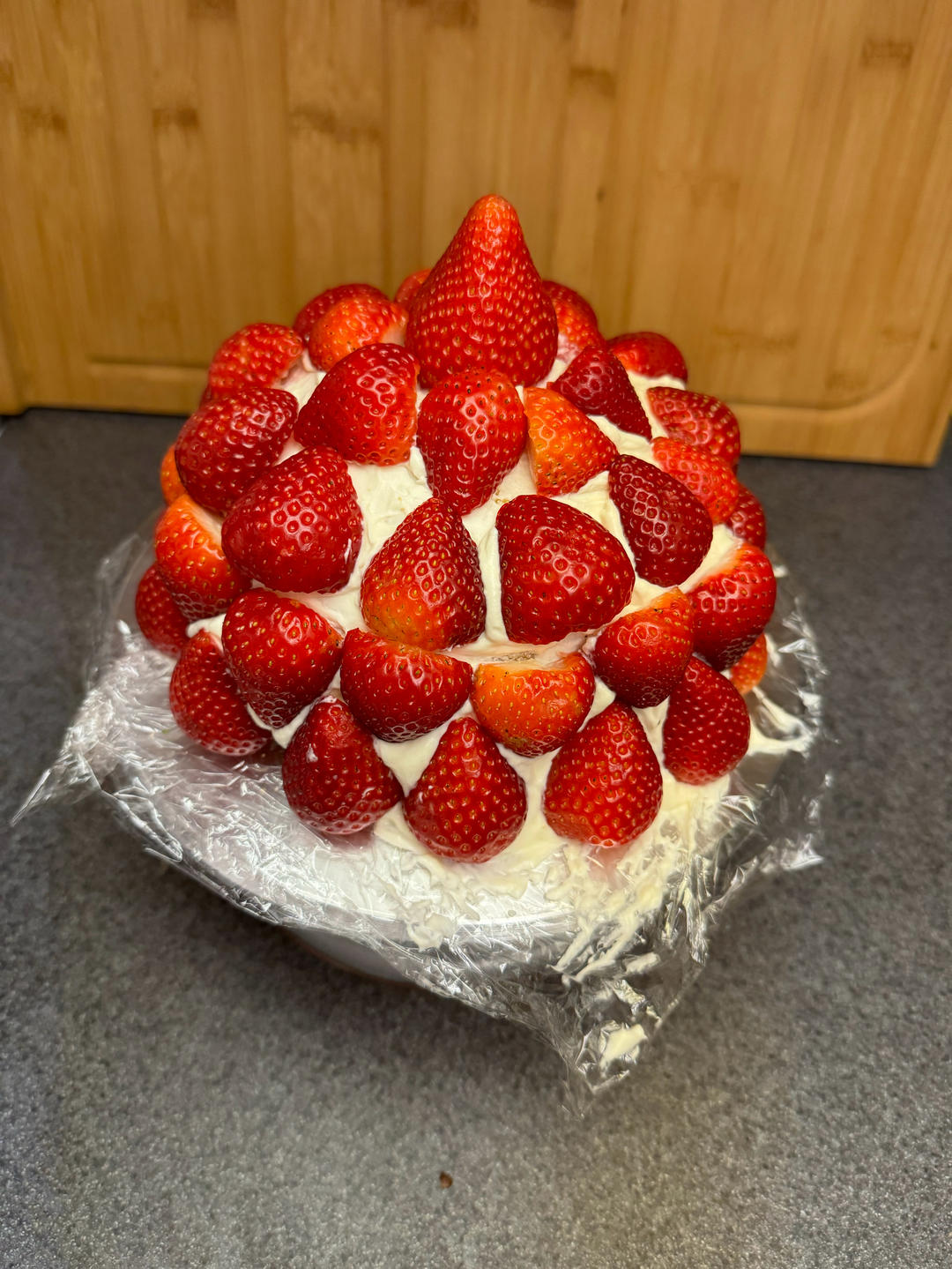 曼食慢语丨草莓芝士雪山蛋糕