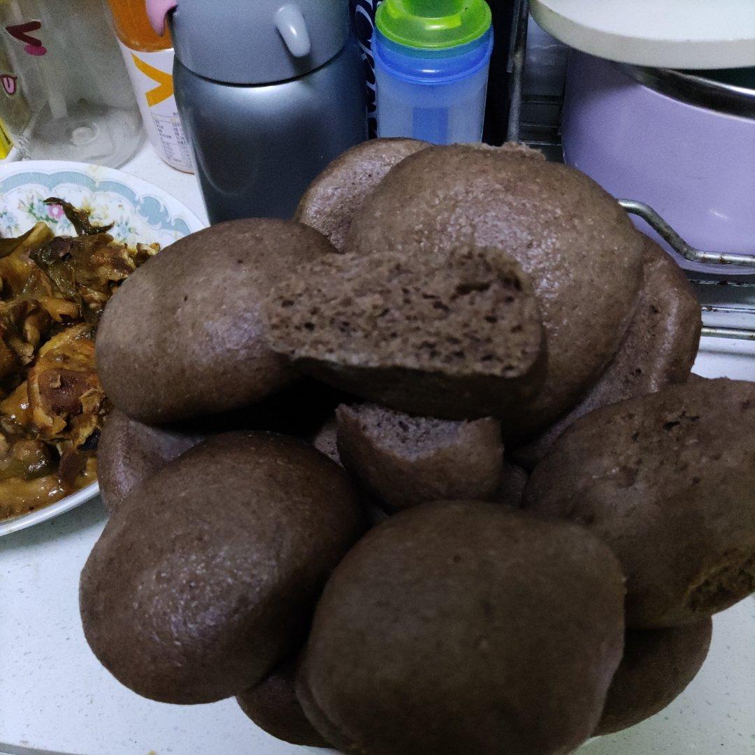 黑麦馒头