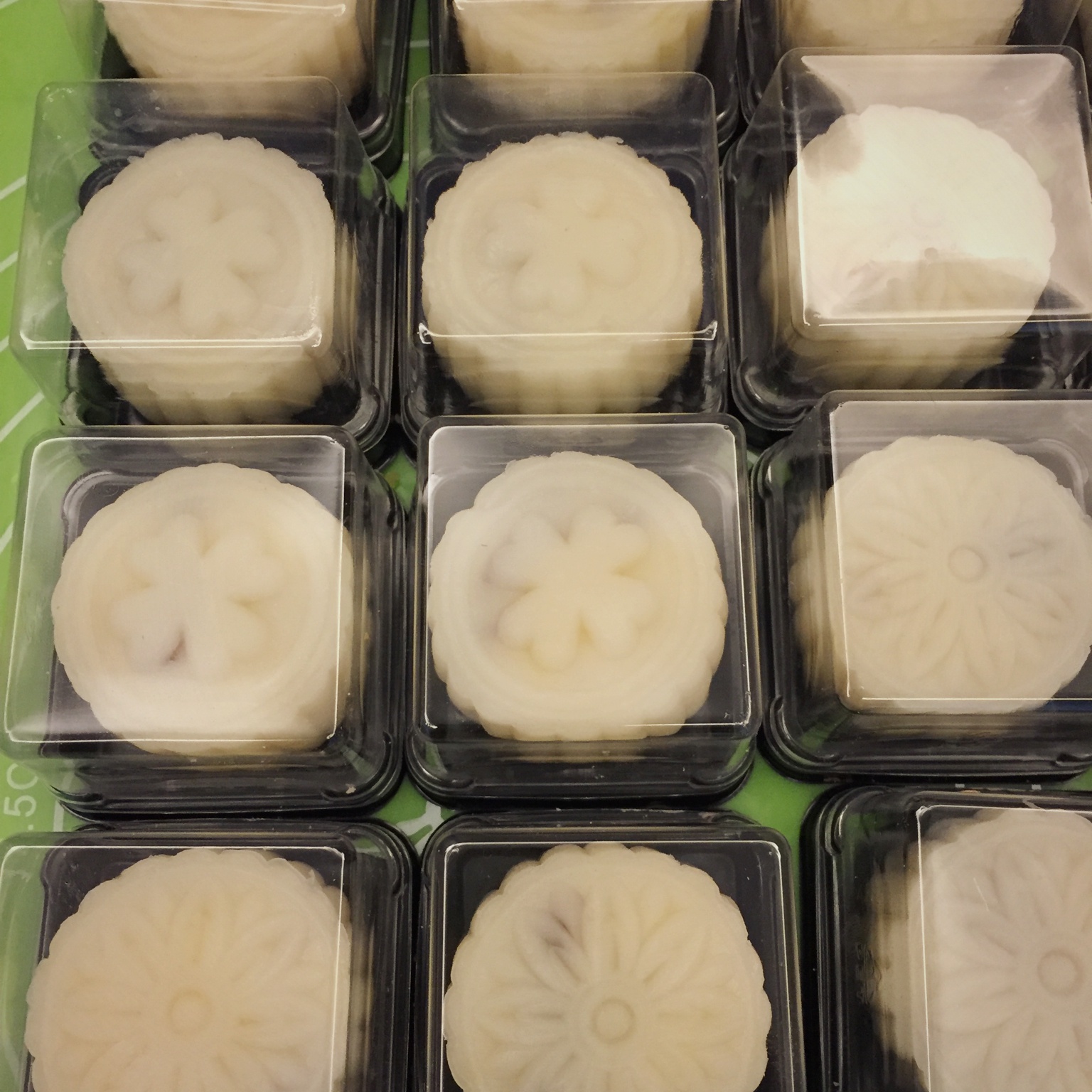 《Tinrry下午茶》冰皮月饼（奶黄馅）