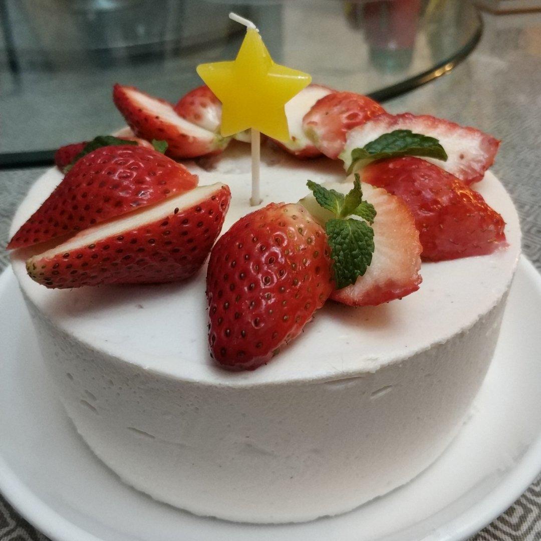 《Tinrry+》草莓奶油蛋糕（8寸配方）