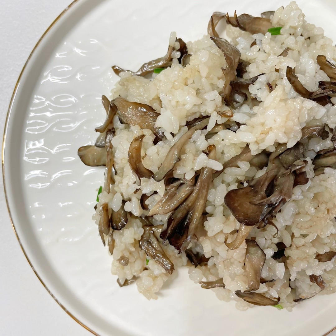 舞茸炒饭（灰树花炒饭）