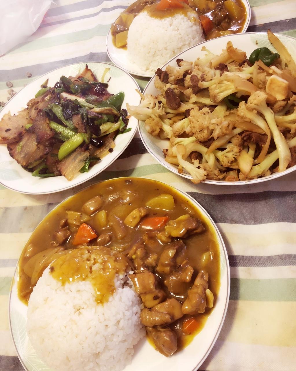 咖喱鸡肉饭