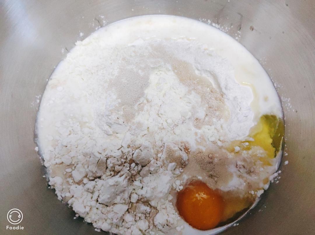 纯奶手撕吐司的做法 步骤1