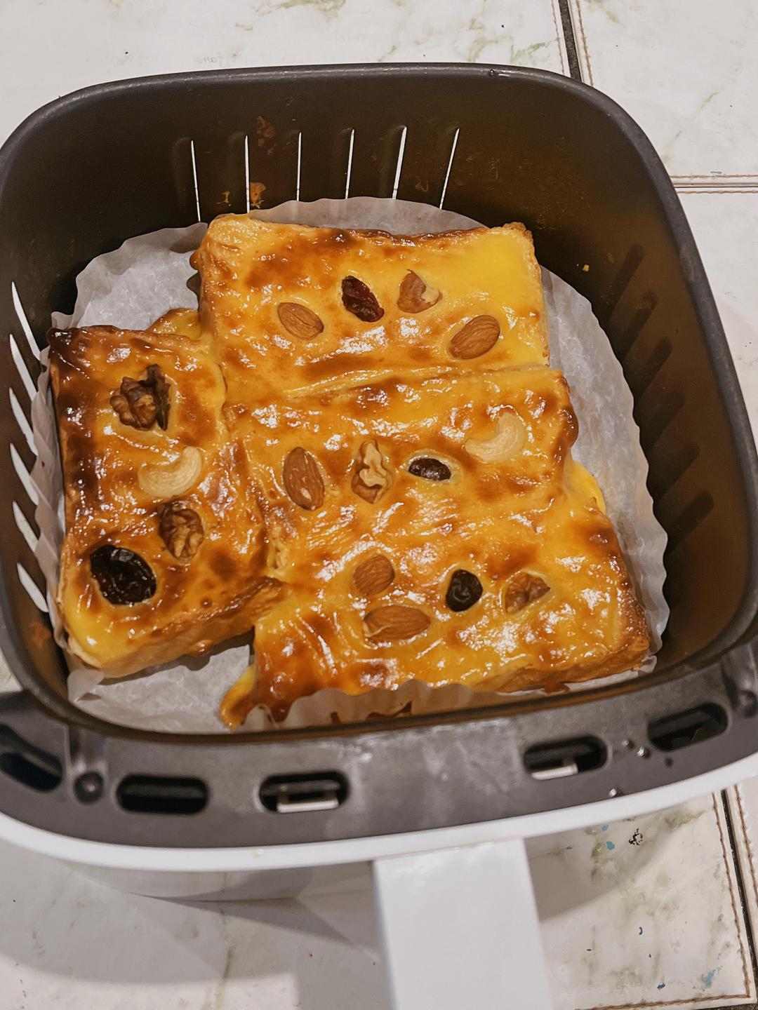 零失败快手岩烧乳酪(熔岩吐司)十分钟网红早餐，好吃哭