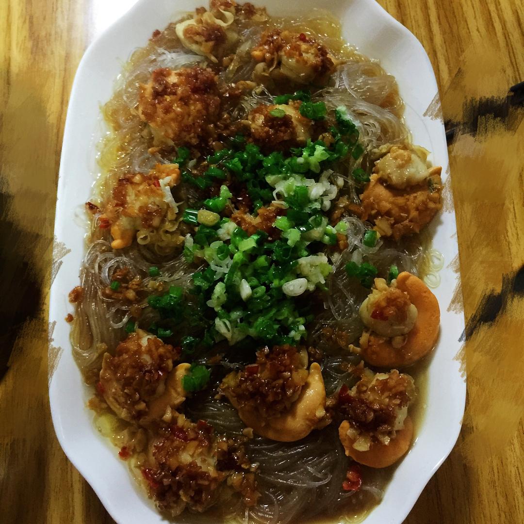 蒜蓉粉丝蒸扇贝