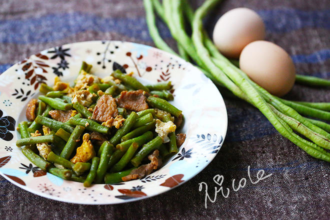 豇豆炒蛋（伊莱特炒菜机器人）的做法