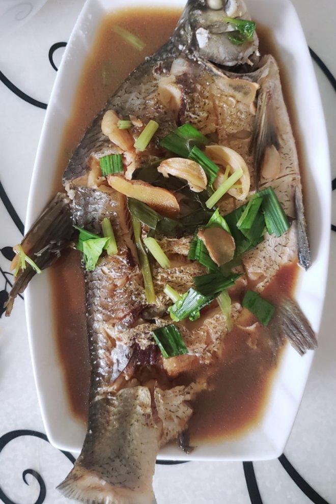 红烧鳊鱼