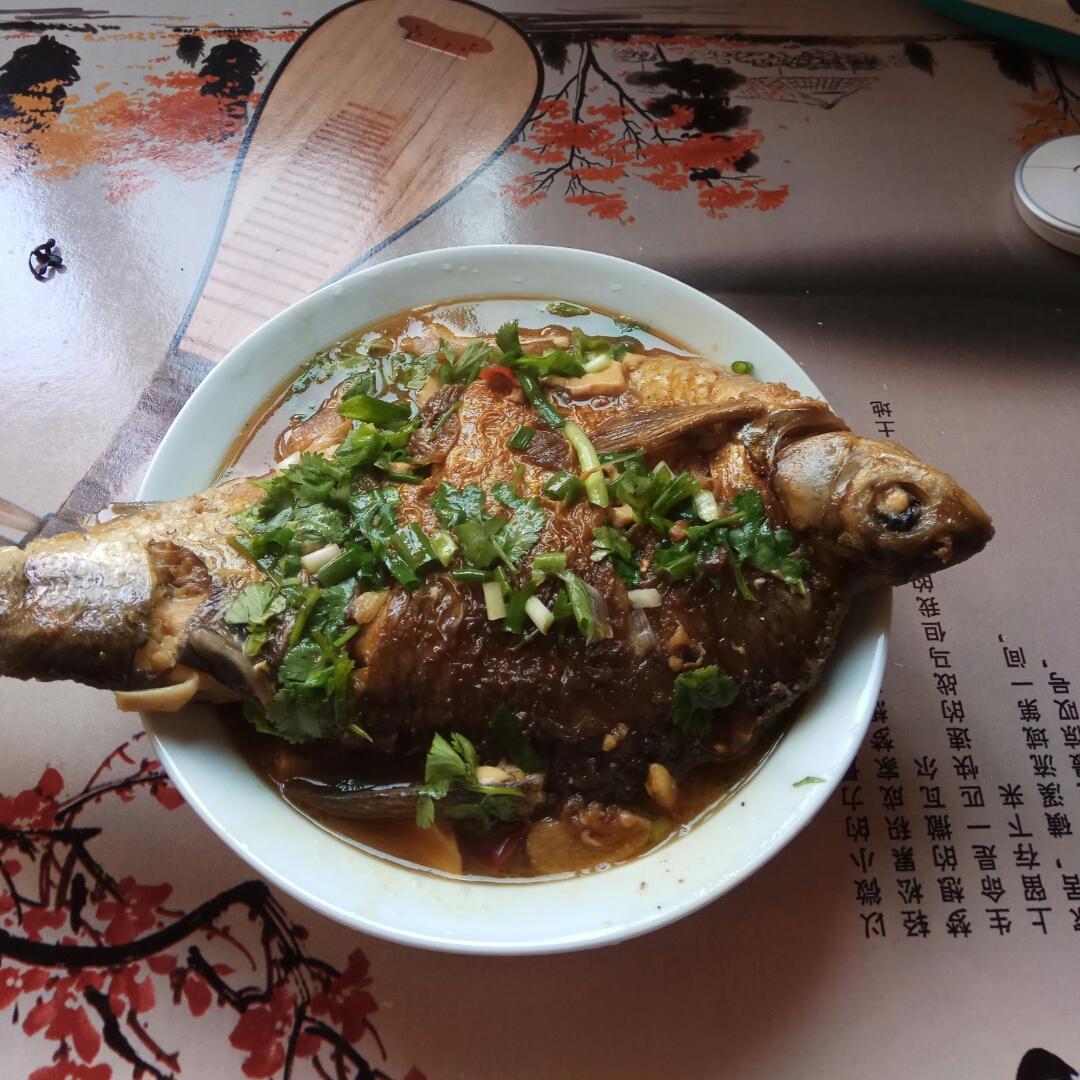 红烧鳊鱼