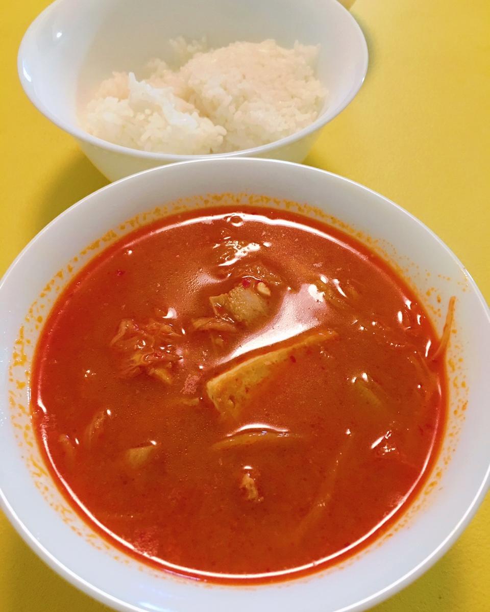 超简单好味的泡菜汤