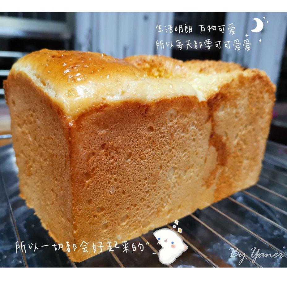 视频菜谱：做过几百次的椰蓉吐司面包