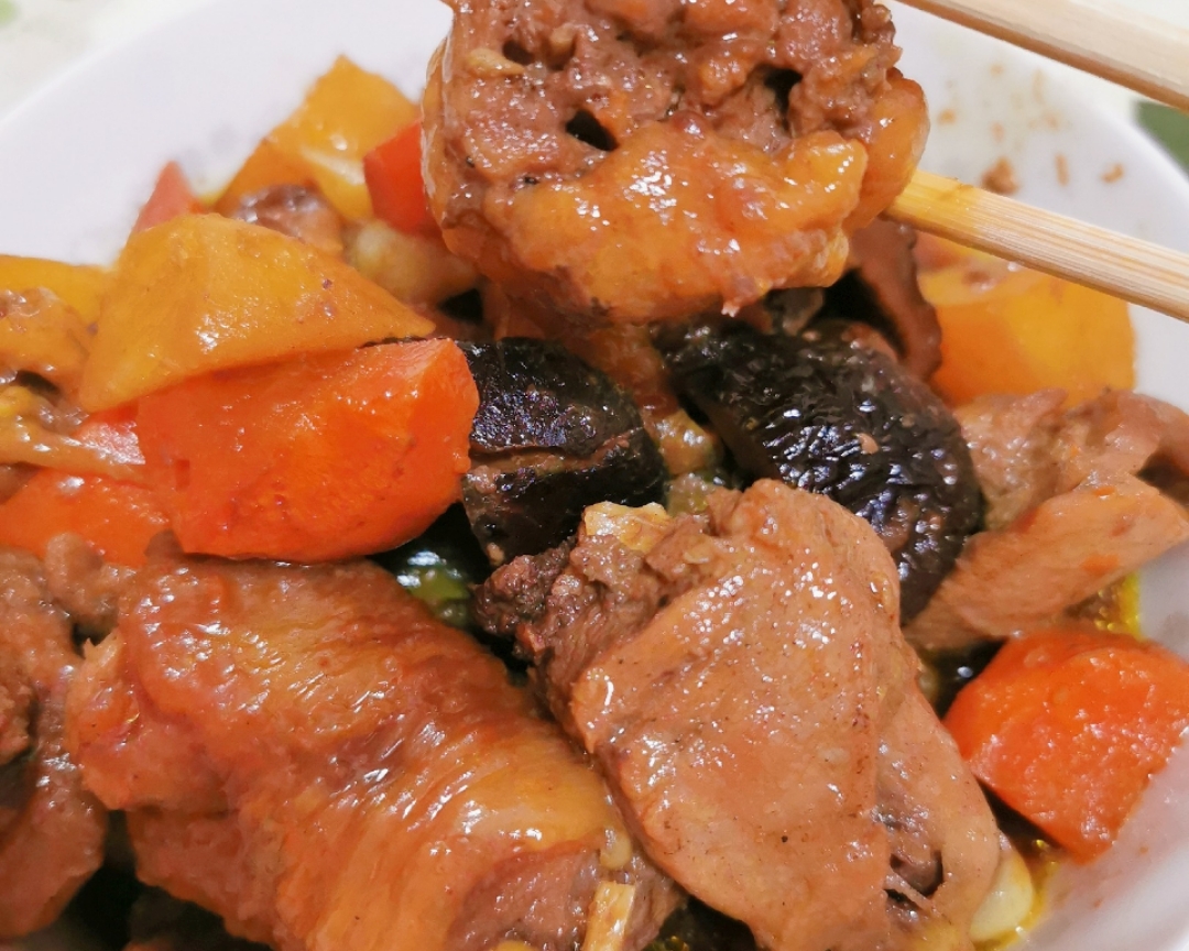 电饭锅焖鸡肉的做法