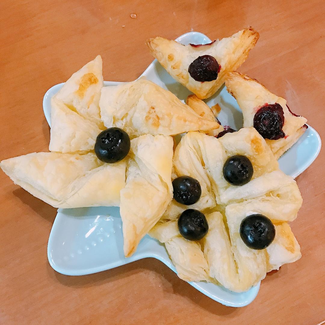 基础千层酥皮做法--附果酱酥、风车酥、蝴蝶酥和羊角酥整形