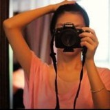 卷眉廚師叼著煙