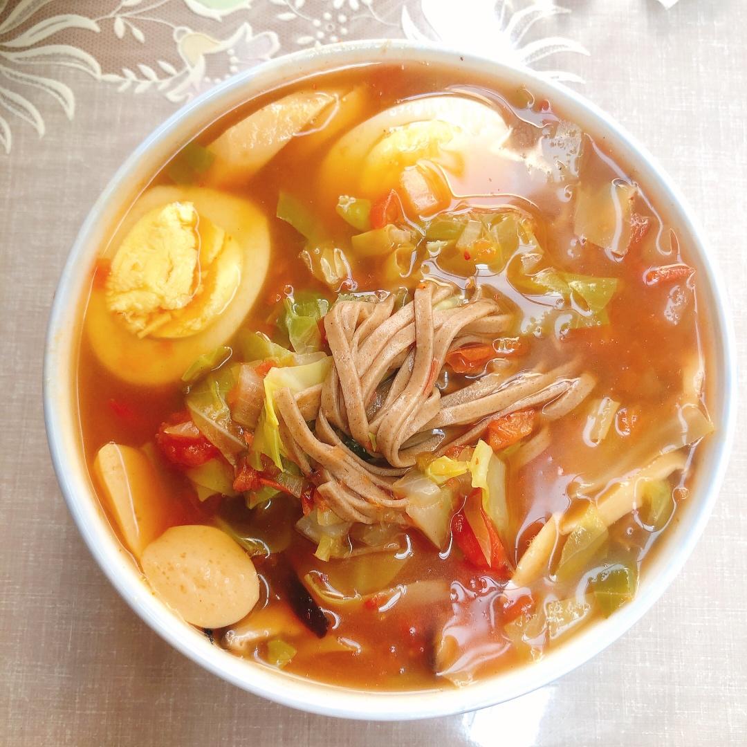 超详细的浓郁番茄荞麦面
