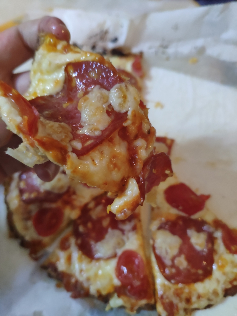 花菜饼底萨拉米香肠pizza（低碳）的做法 步骤8