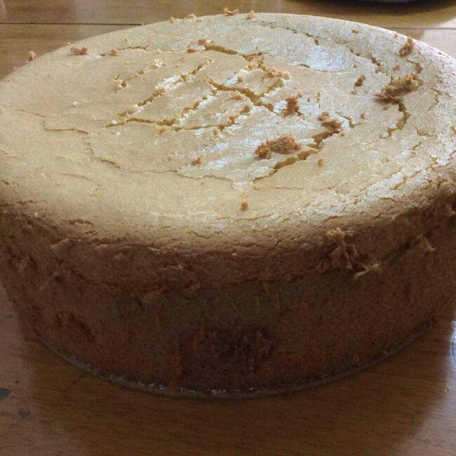 简单好做的8寸戚风蛋糕