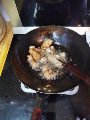 麻辣干锅排骨的做法 步骤4