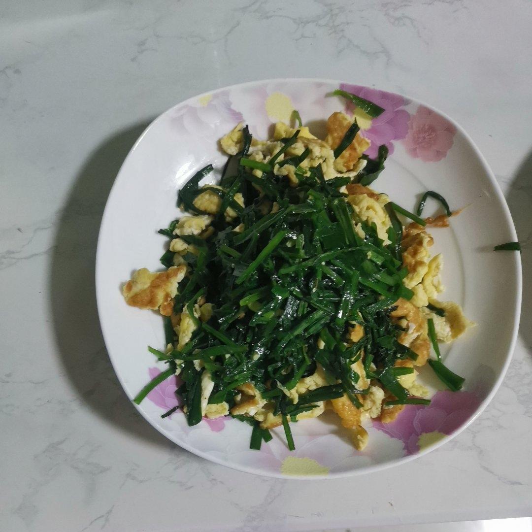 〈韭菜炒鸡蛋〉，超级家常菜🥢，欣小厨 😉