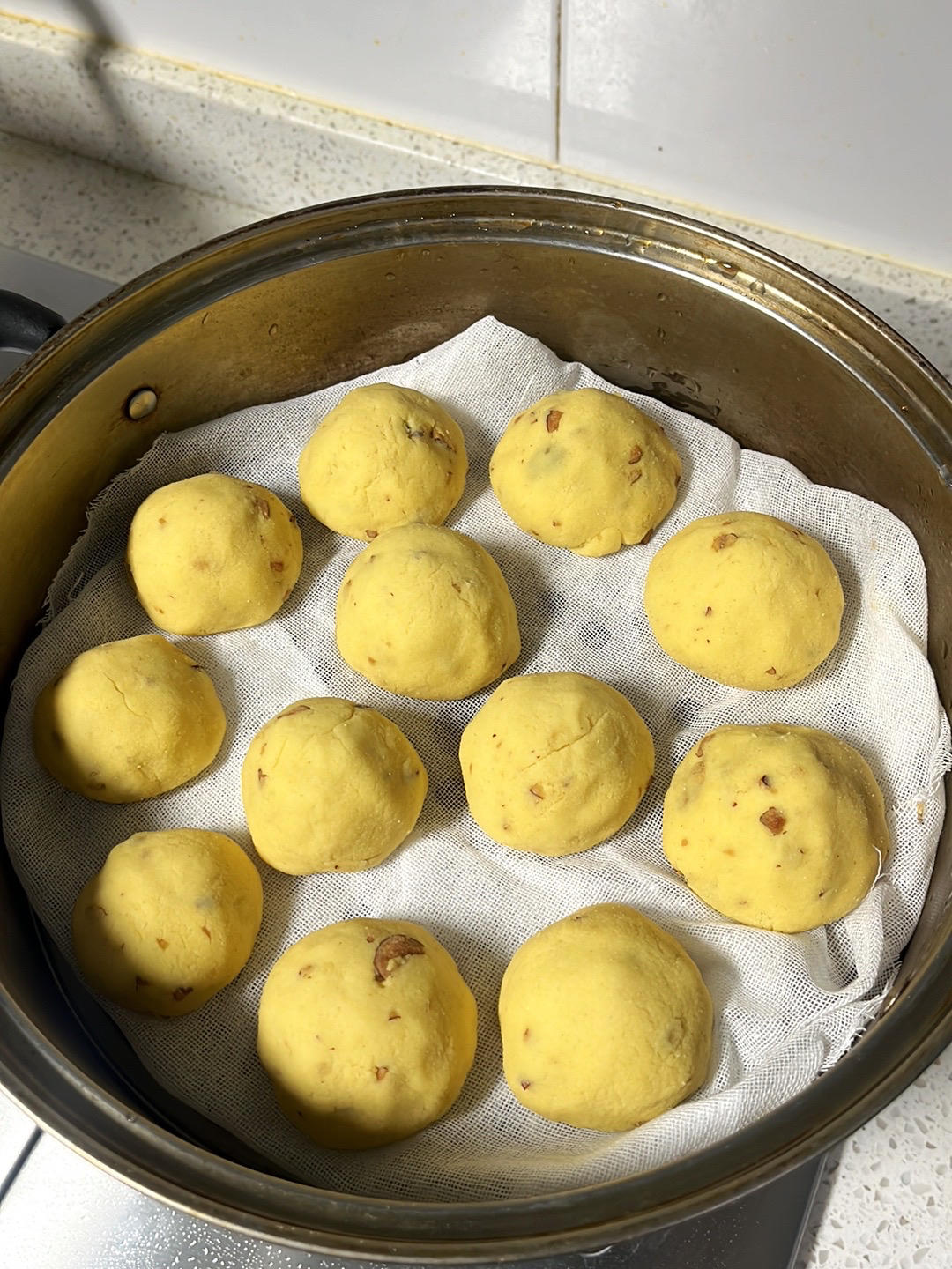 纯玉米面窝窝头(烫面.不发酵)