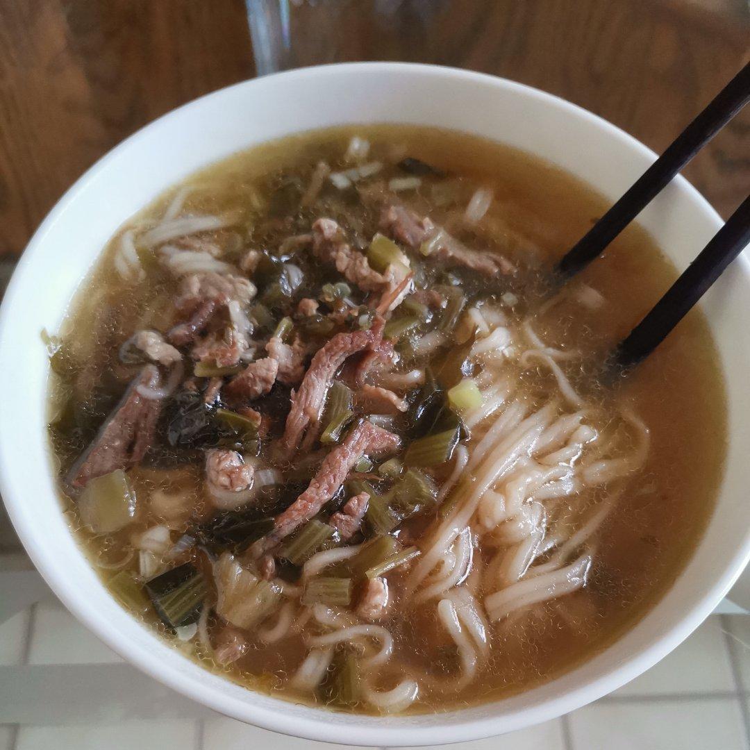 雪菜肉丝面
