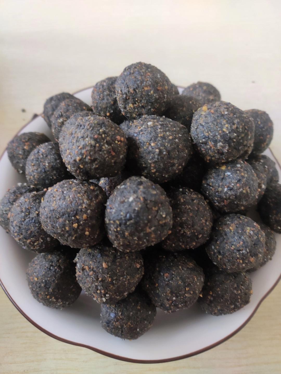 黑芝麻丸+黑豆黑米🅾