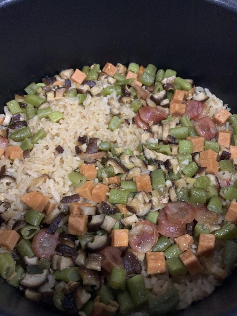 超好吃的豆角焖饭