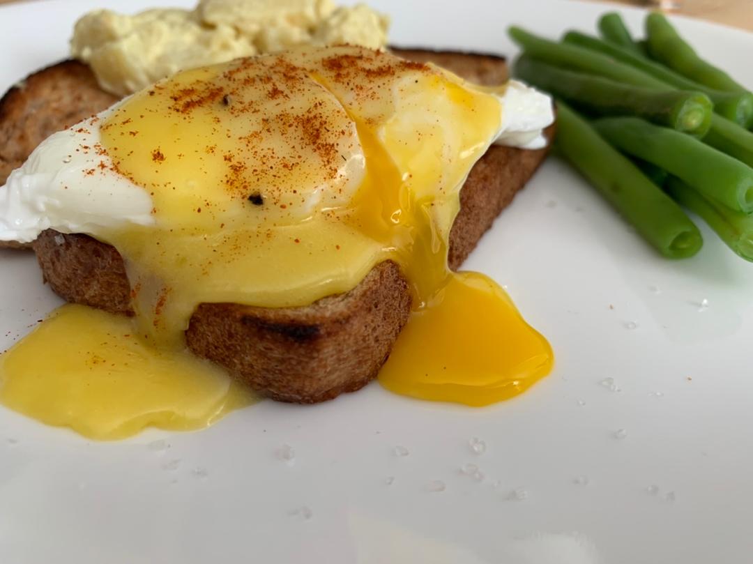 Eggs Benedict 班尼迪克蛋