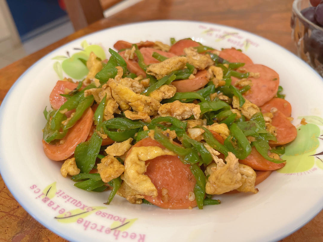 青椒火腿炒鸡蛋