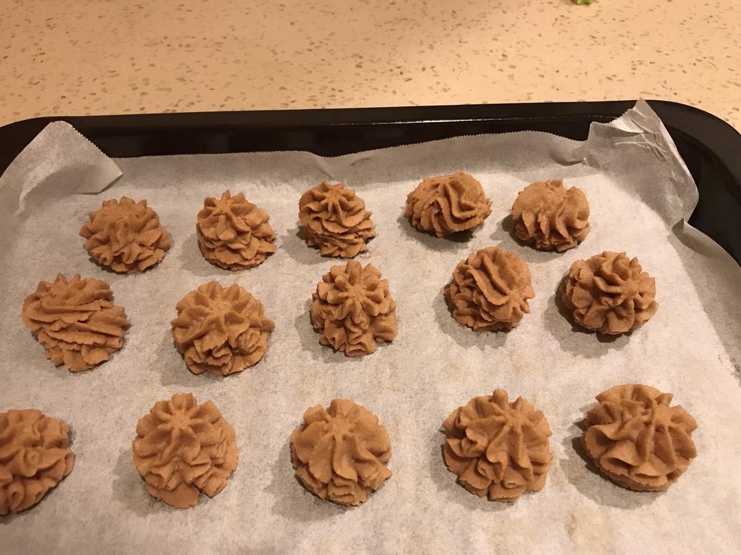 一抿即化酥到掉渣的珍妮曲奇云顶小花/烘焙视频饼干篇1