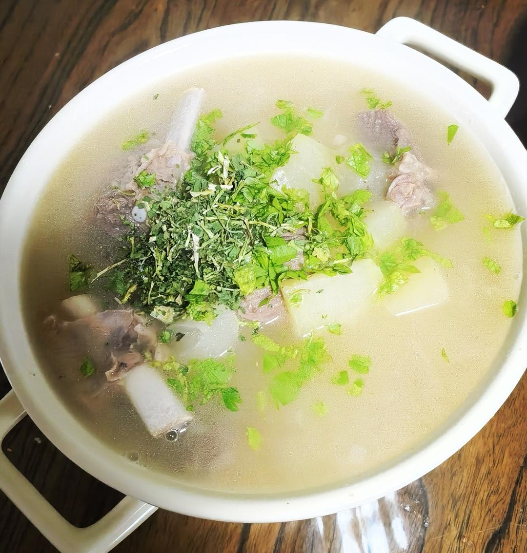 炖排骨冬瓜汤